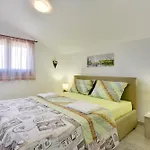 Family Friendly House With A Parking Space Pula - 22738