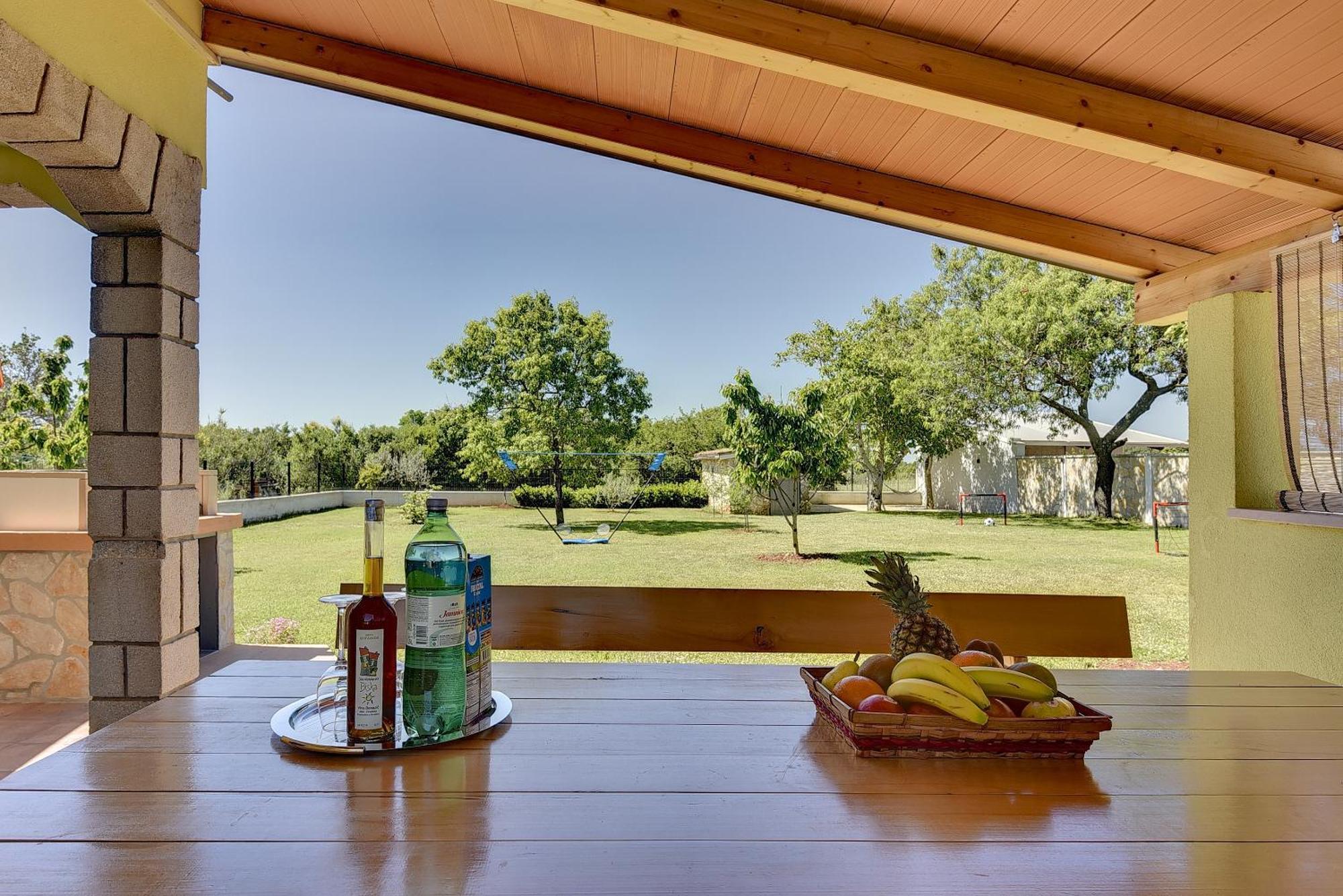Family Friendly House With A Parking Space - 22738 Ferienhaus